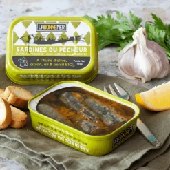 Ferrigno Sardines With Olive Oil, Garlic and Lemon 135g